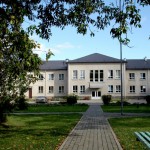 Adamovas skolas dienesta viesnīca i