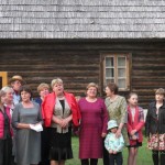 Folkloras kopa Kolnasāta, vadītāja Madara Broliša