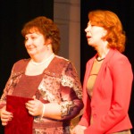 Sociālos darbiniekus sveic -(no kreisās) Silvija Strankale un Rita Žurzdina 