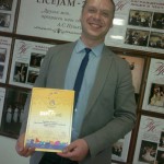 Rēzeknes novada un Jāņa Ivanova mūzikas vidusskolas pūtēju orķestra diriģents Romāns Ivanovs ar Zelta diplomu